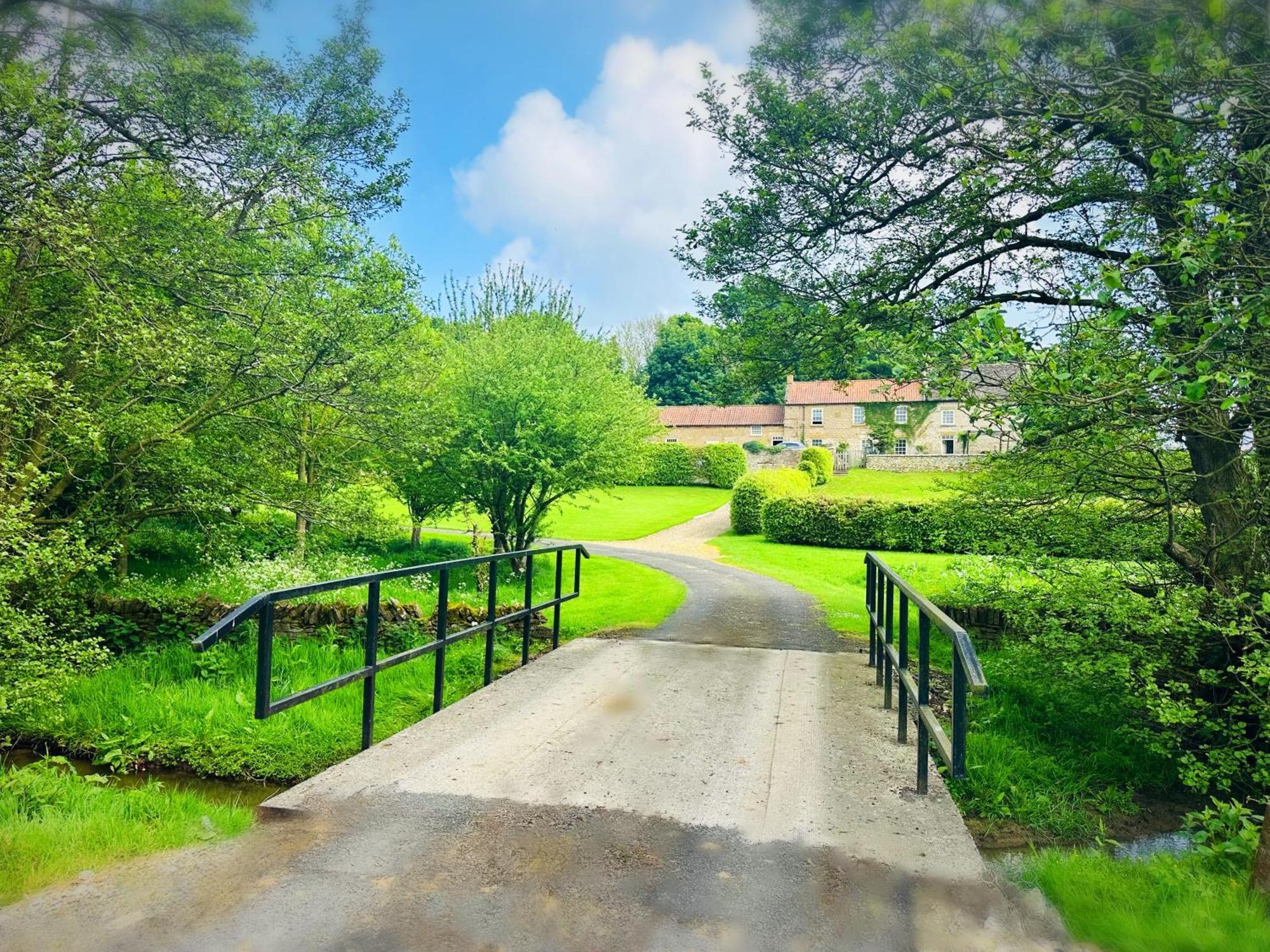 Old Orchard Cottage, Wykeham Scarborough Bagian luar foto